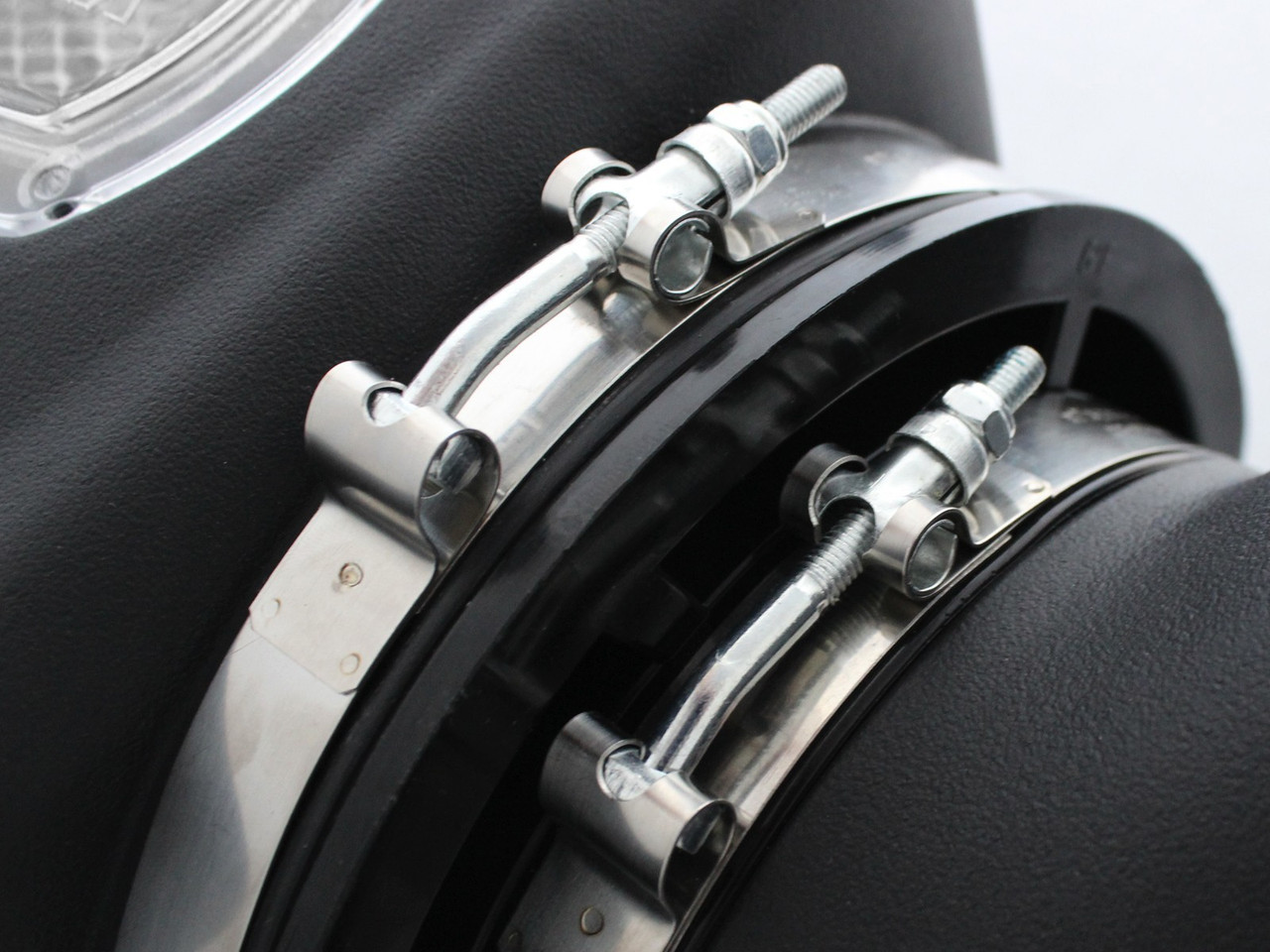 AFE 51-74003 MOMENTUM HD COLD AIR INTAKE SYSTEM W/PRO DRY S FILTER FOR 06-07 GM DURAMAX 6.6L AFE 51-74003 MOMENTUM HD COLD AIR INTAKE SYSTEM W/PRO DRY S FILTER FOR 06-07 GM DURAMAX 6.6L