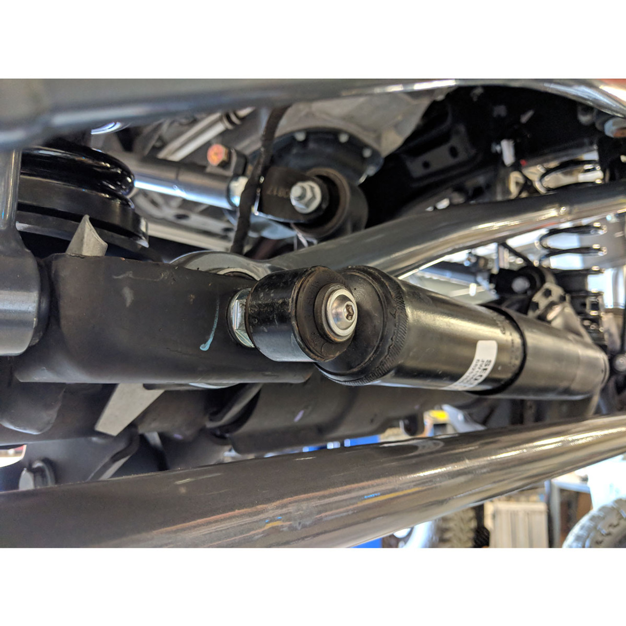 SYNERGY 8807-03 STEERING STABILIZER RELOCATION KIT FOR 18+ WRANGLER JL/JLU