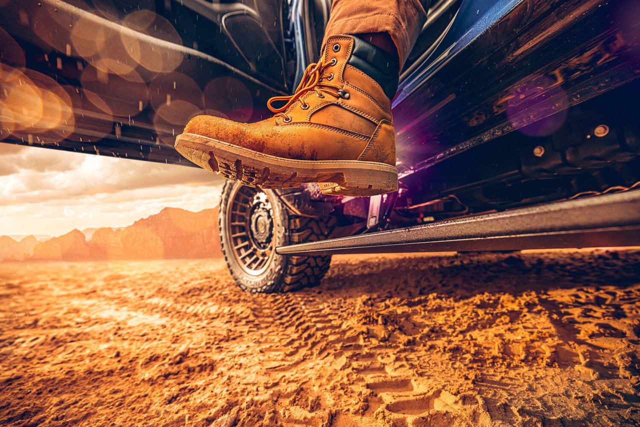 AMP RESEARCH 76365-01A POWERSTEP BOARDS PLUG N PLAY 25-26 RAM 1500 ALL CABS REQUIRES AIR TANK RELOCATION KIT DIESEL