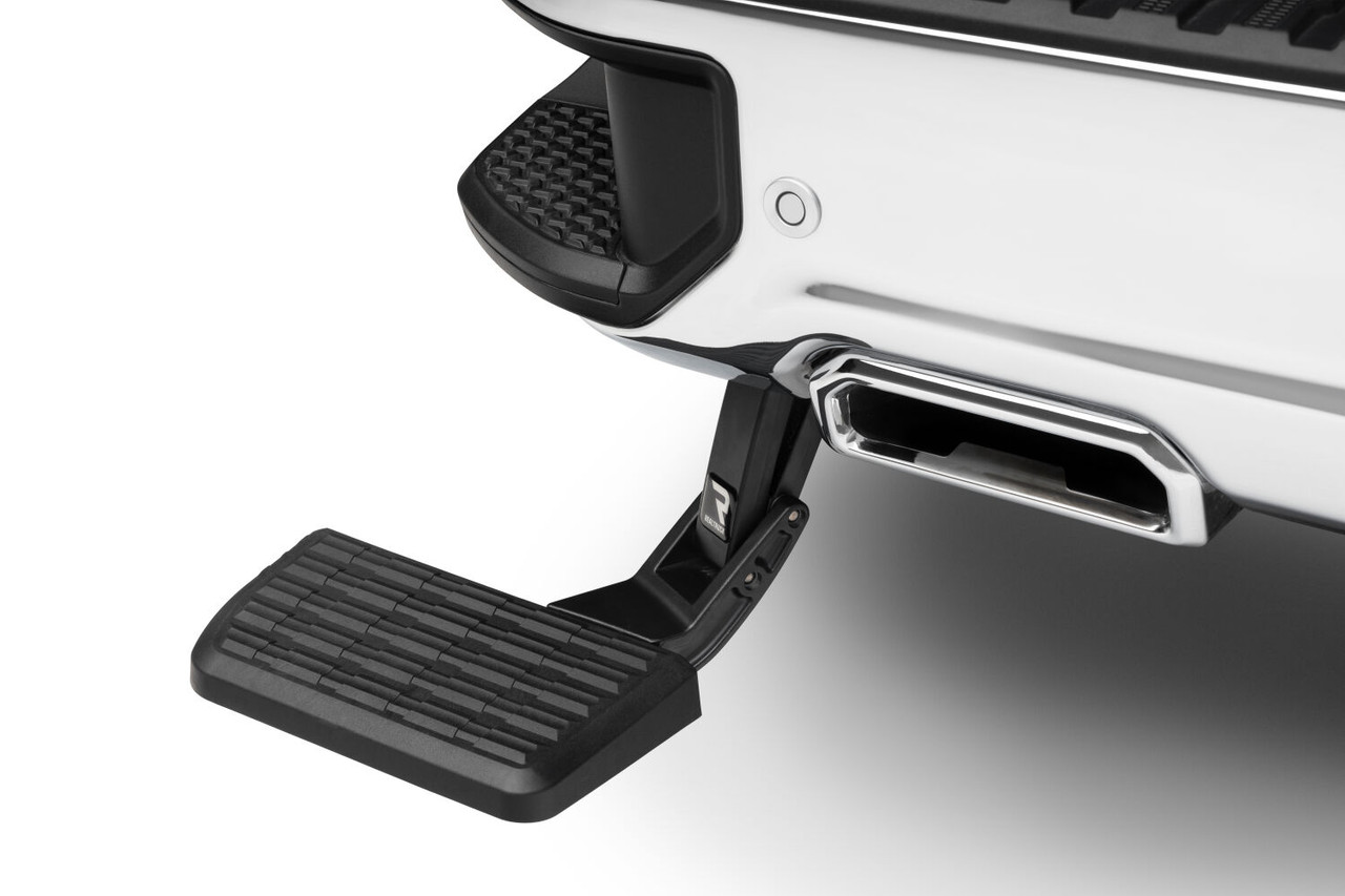 AMP RESEARCH 75323-01A BEDSTEP RETRACTABLE BUMPER STEP 19-26 CHEVY/GMC SILVERADO/SIERRA 1500 2022 SILVERADO LTD/SIERRA LIMITED