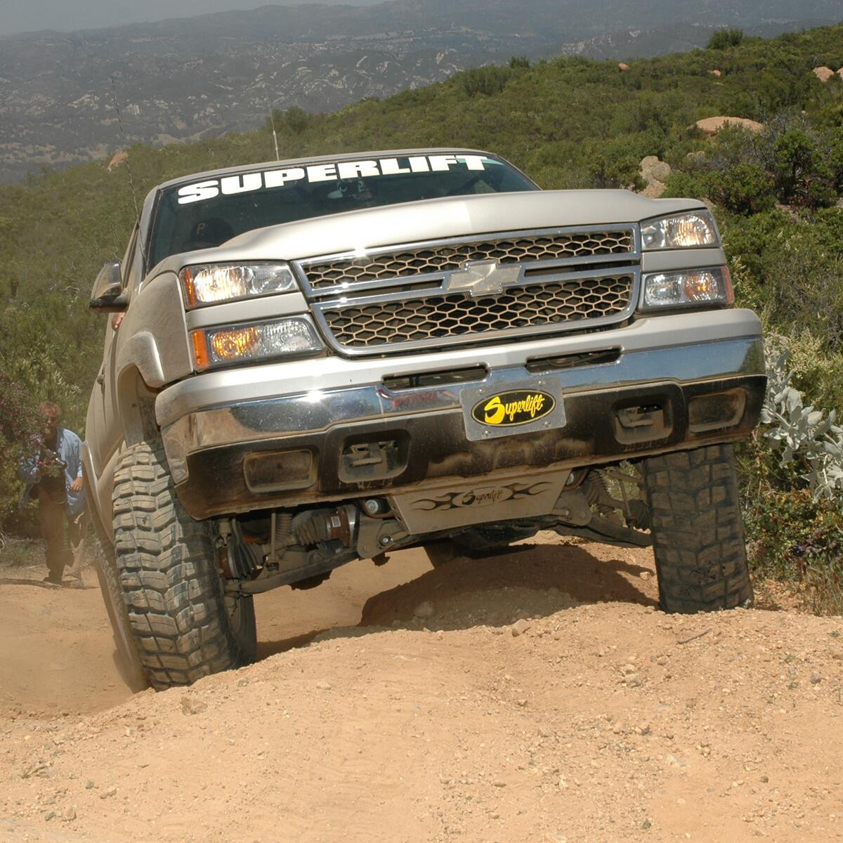 SUPERLIFT K121 6 INCH LIFT KIT 1999-2006 CHEVY SILVERADO AND GMC SIERRA 1500 4WD KNUCKLE KIT WITH SHOCKS