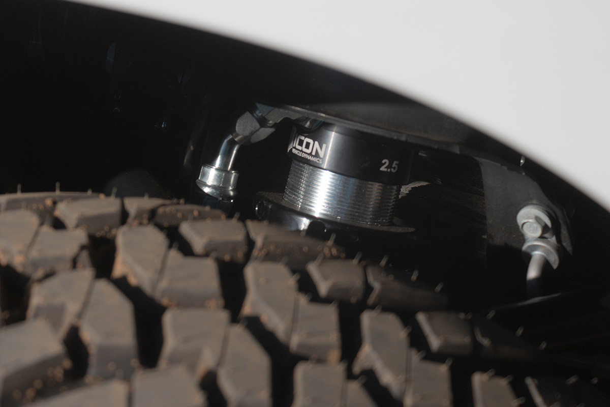 ICON 211015 2019-2023 RAM 1500 2-3 INCH LIFT FRONT V.S. 2.5 SERIES COILOVER KIT REMOTE RESERVOIR