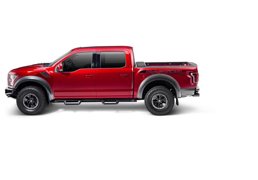 ROLL N LOCK LG101M M-SERIES LOCKING RETRACTABLE TRUCK BED COVER FOR 2015-2020 FORD F-150 5' 7 INCH BED