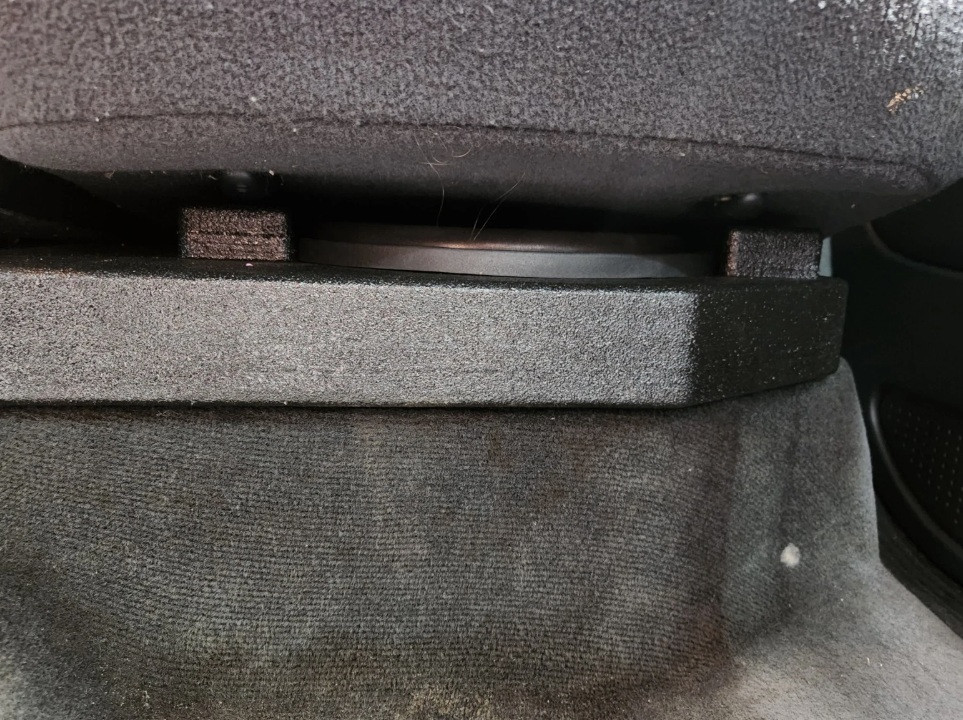 CPP REAR SEAT LIFTING PUCKS FOR SPEAKER BOX CLEARANCE 02-26 RAM