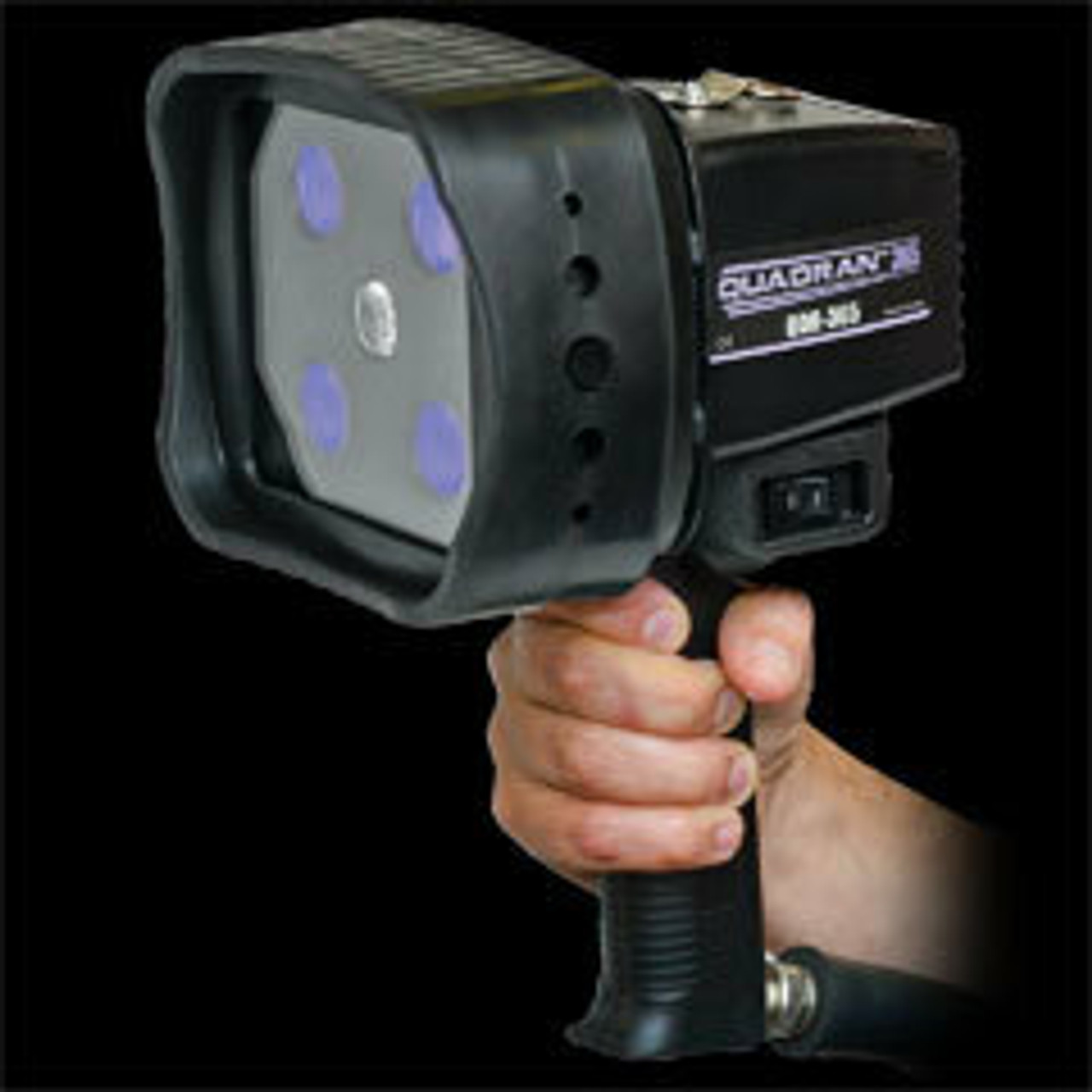 Spectro-UV Quadran 365 and 365S Series UV Lamps Spectro-UV Quadran 365 and 365S Series UV Lamps