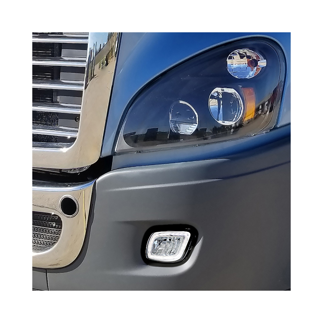 LED Fog & Driving Light w/Halo Position Light For 2008-2017 FL Cascadia-Passenger -Competition Series United Pacific 31102