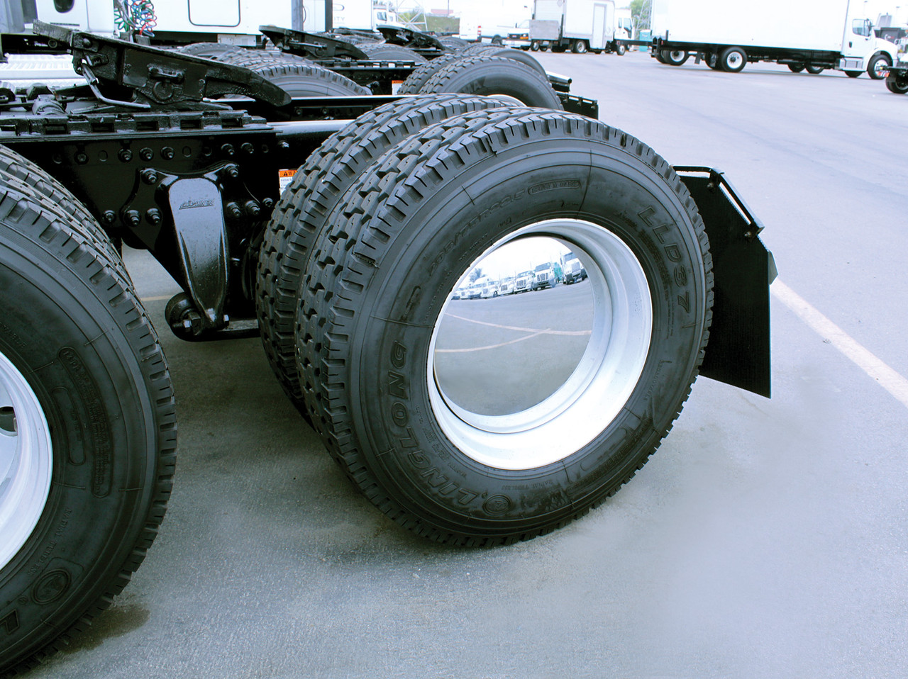 Chrome Plastic "Moon" Rear Axle Cover