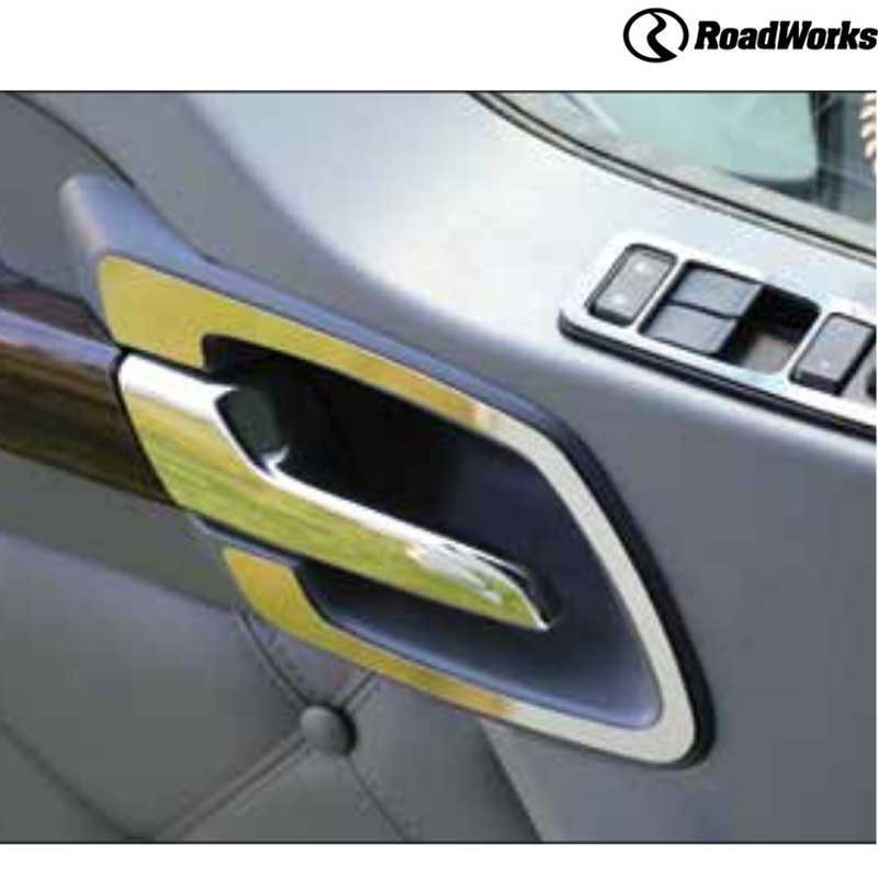 T680/T880 Cab Door Handle Trim