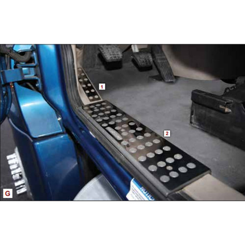 Freightliner Cascadia Footrest & Door Entry Trim – Door Entry Sill Cover