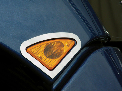 Stainless Kenworth T660 Fender Light Trim