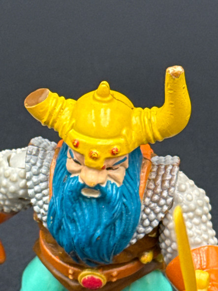 1983 LJN Advanced Dungeons and Dragons Elkhorn With Sword Dwarf Broken Helmet 62356