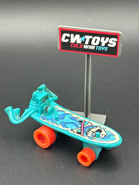 1990 Teenage Mutant Ninja Turtles Mondo Gecko Skateboard 63100