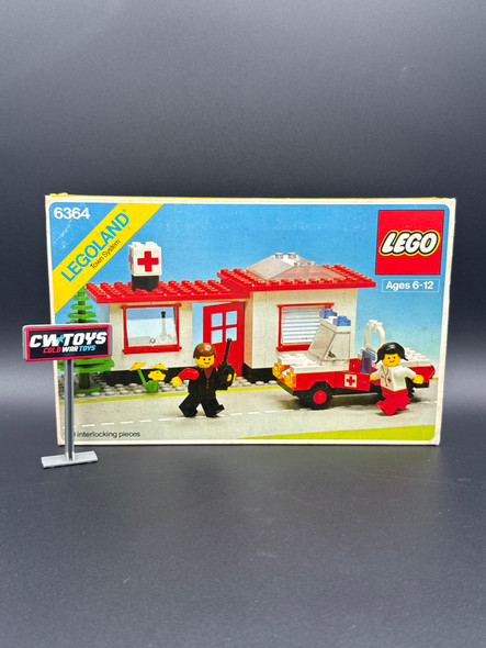 1981 LEGO Legoland 6364 Paramedic Unit