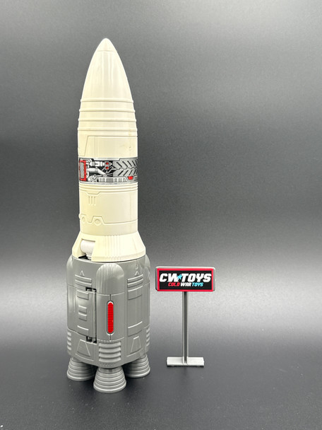 1989 Hasbro G1 Transformers Countdown Rocket Base Shuttle 