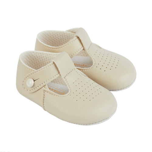 B625BS BAYPODS BOYS T BAR HOLE PUNCHED SHOE -- BEIGE