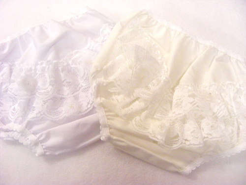 4000 Kinder Rose Lace Chiffon/Pearl Motif Frilly Pants