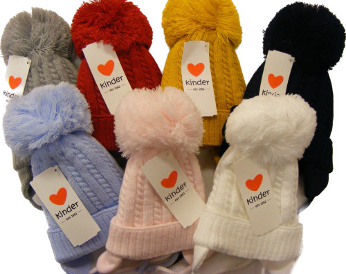 KINDER CABLE KNIT LARGE POM HAT WITH TIES KH010