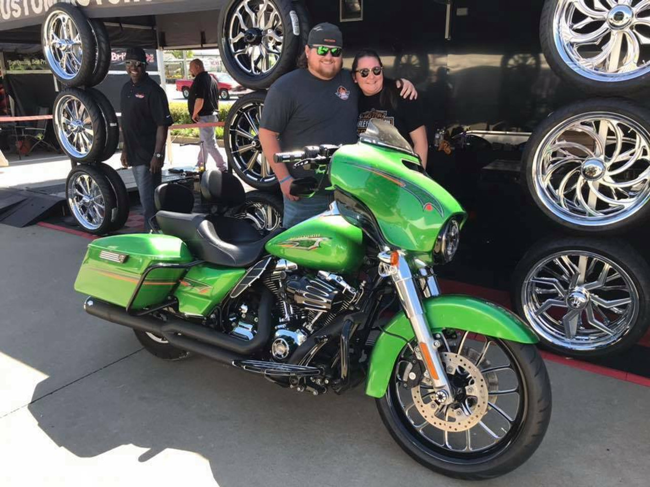 Black Contrast Street Glide Wheels Viper