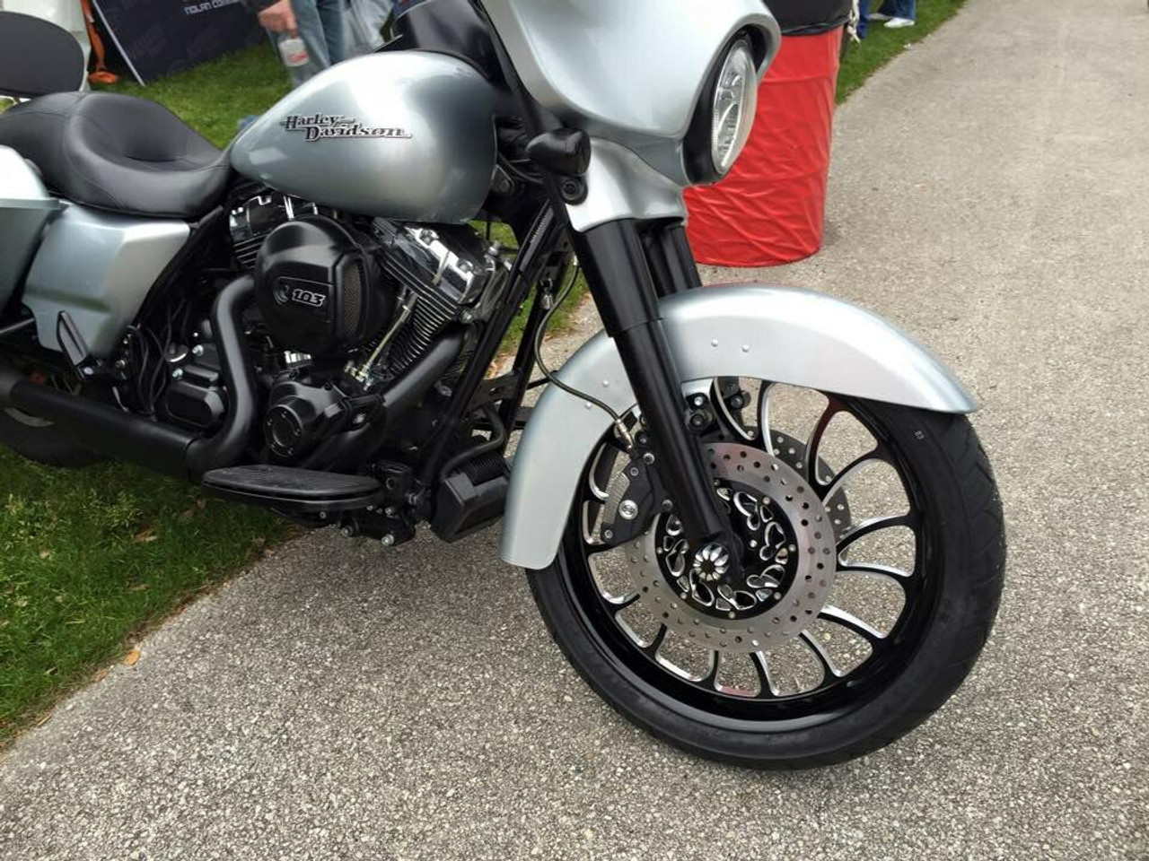 21 inch Black Contrast Cut Street Glide Wheels Nightmare