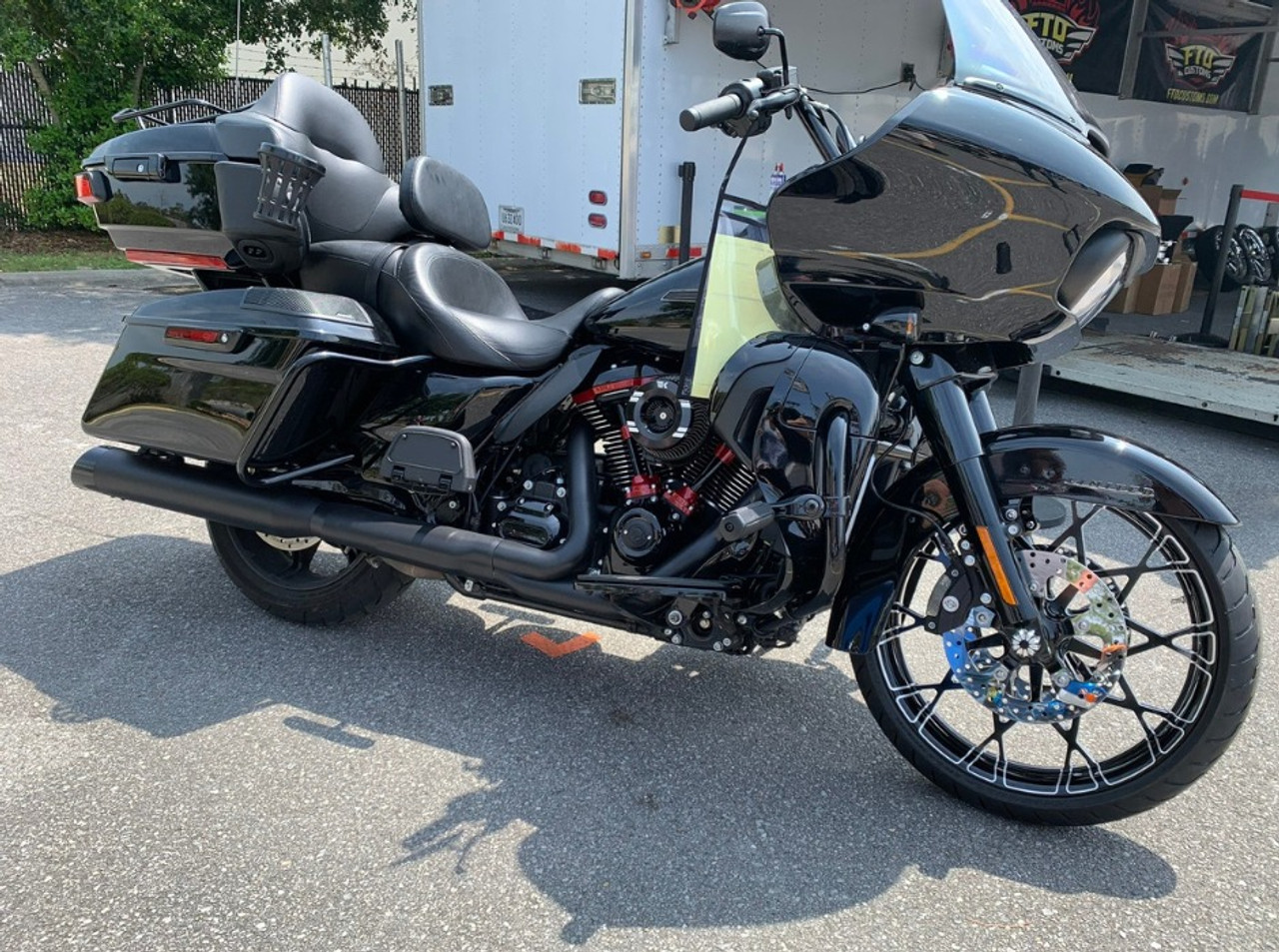 Harley Davidson Road Glide Wheels Black Contrast - Prodigy