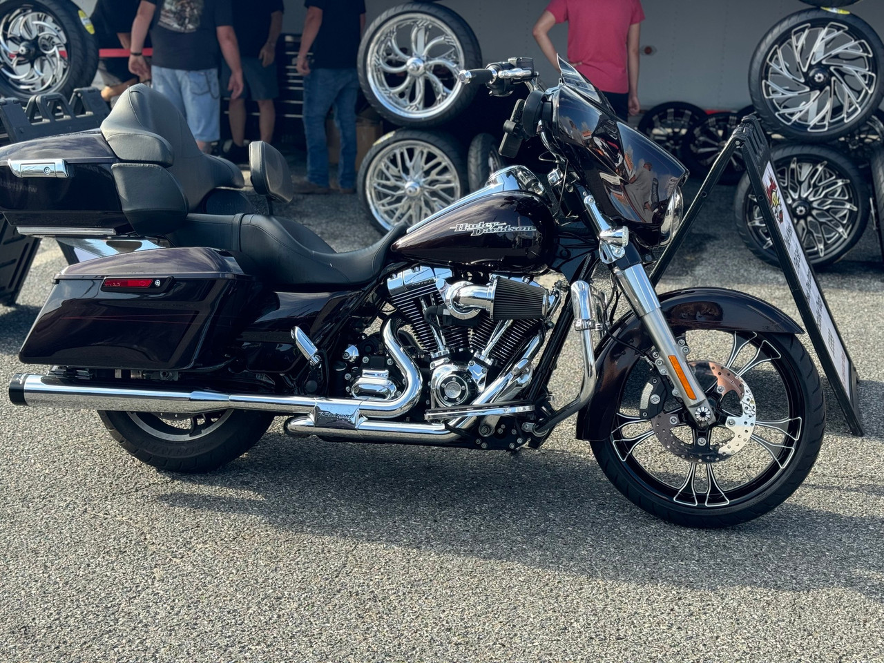 Harley Davidson Road King Wheels Black Contrast - Maverick