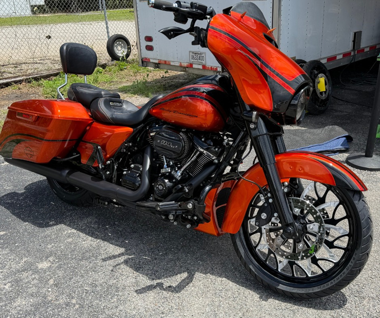 Harley Davidson 23 x 5 Fat Front Wheel Black Contrast - Fuzion