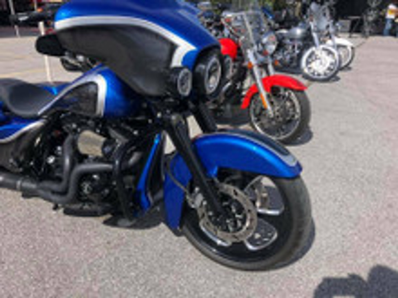 Black Contrast Road Glide Wheels 5 Blade