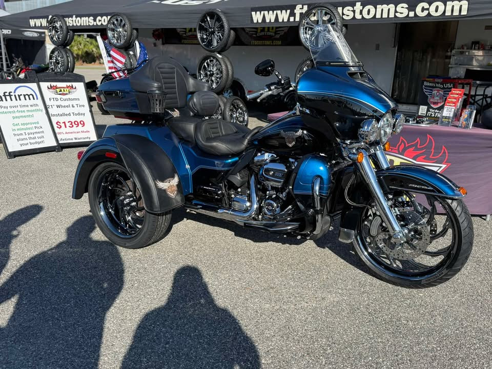 Harley Davidson 21 x 5 Fat Front Wheel Black Chrome - Venom