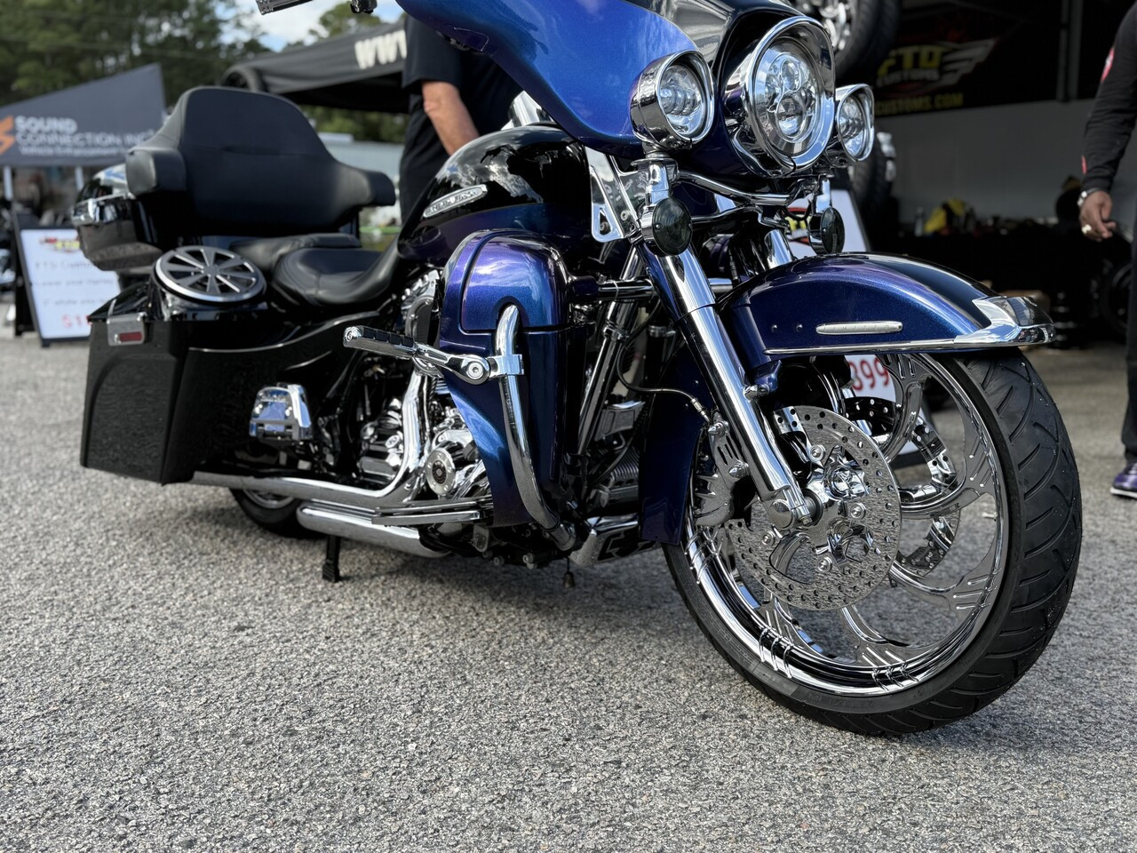 Harley Davidson Chrome Tri Glide and Freewheeler Wheels - Slasher