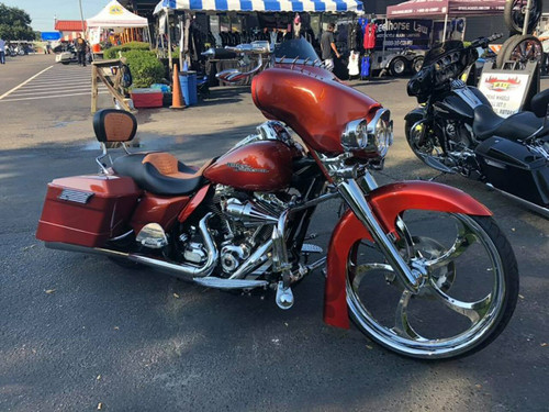 Harley Davidson Chrome Street Glide Motorcycle Wheel