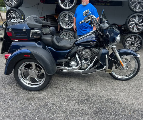 Harley Davidson Chrome Tri Glide and Freewheeler Wheels - Merlin