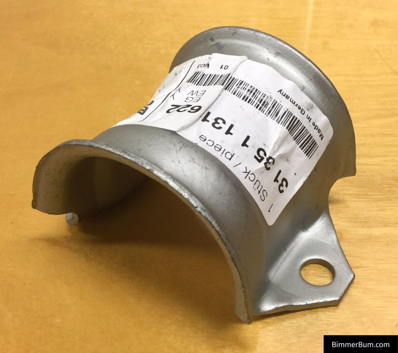 sw027 2-00656) Genuine BMW Front Sway Bar Mount Bracket