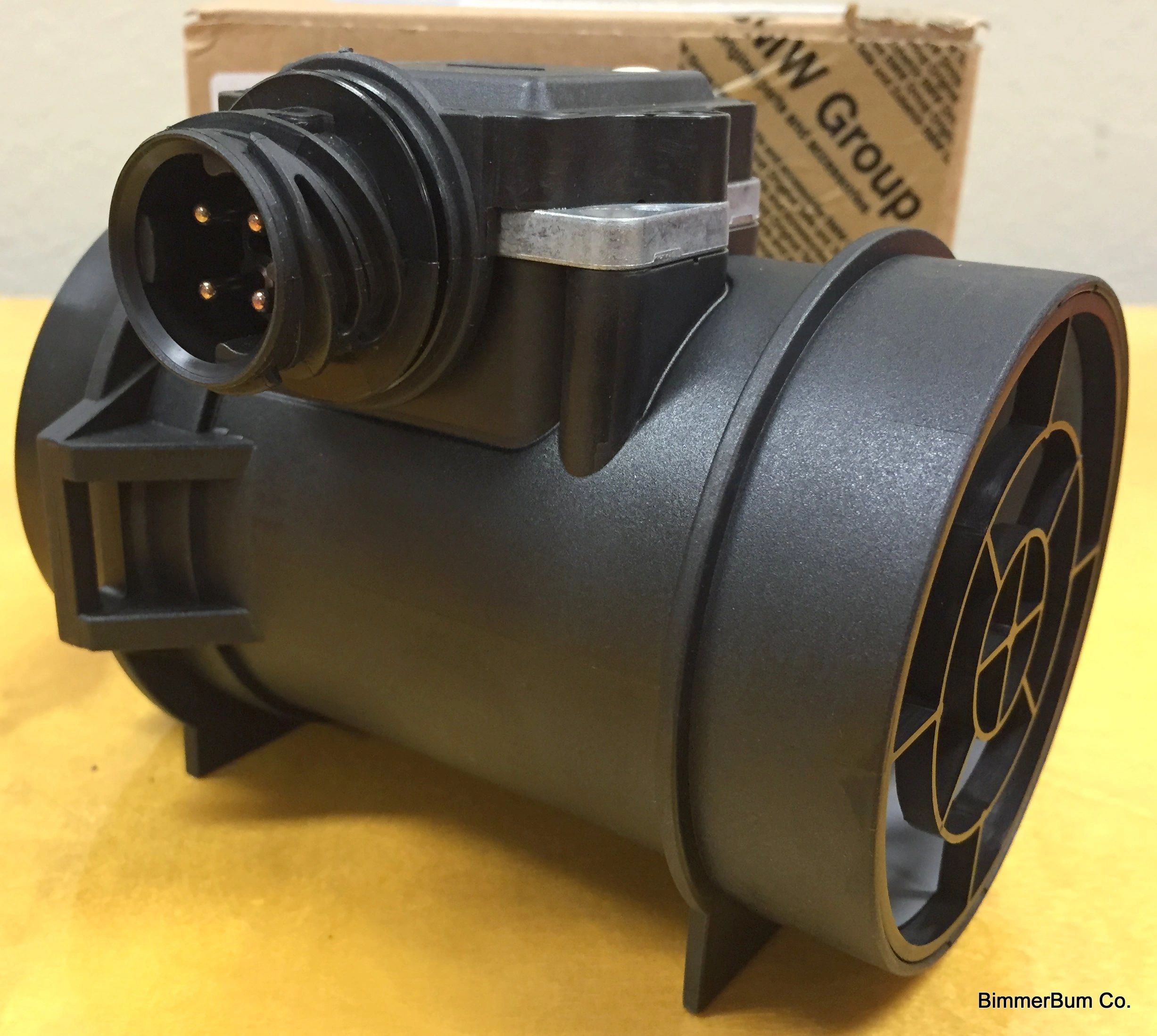 ハル Genuine BMW Mass Air Flow Sensor (MAF) for Z3 S52/M52