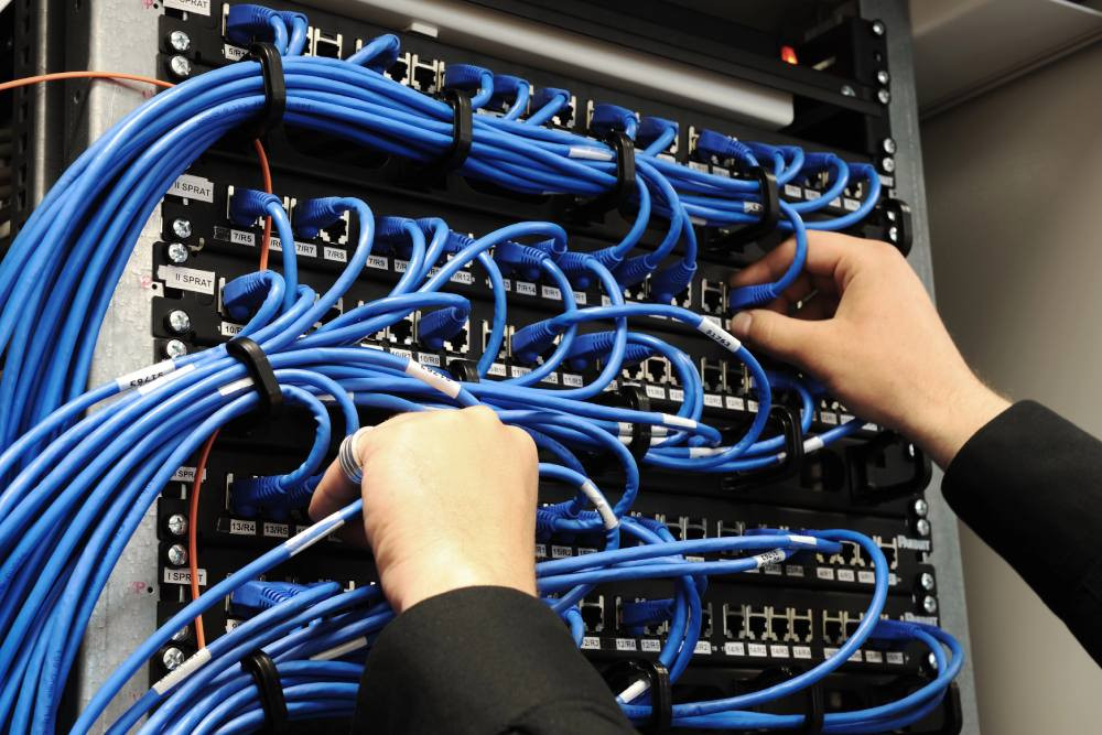 Pc Server Components A Beginner's Guide To Server Components - Aventis Systems