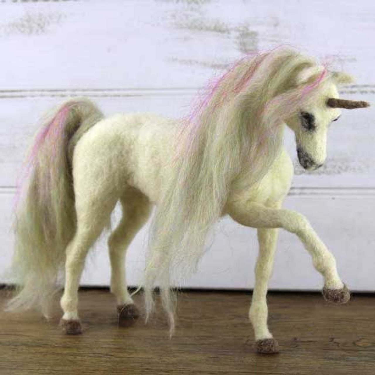 World of Wool Felting Kit - Una the Unicorn