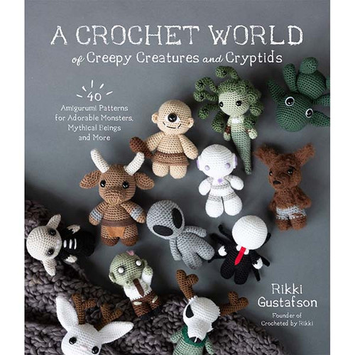 Cuddly Crochet Plushies: 30 Patterns for Adorable Animals You'll Love to  Snuggle: Shofowora, Glory: 9781645678762: : Books