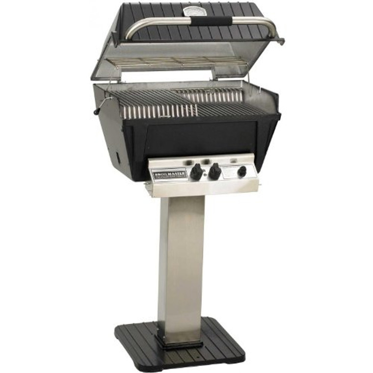 Broilmaster P4-xfn Premium Natural Gas Grill On Stainless Steel Patio Post