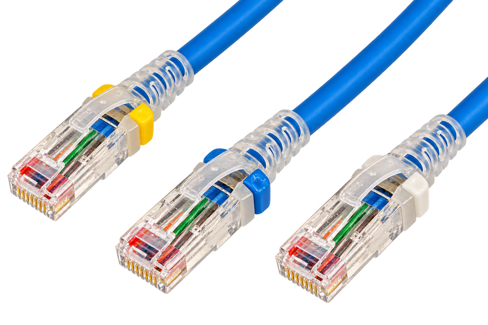 Patch Cord Cat 6 UTP 7 Pies Amarillo Bota Transparente CM LSOH