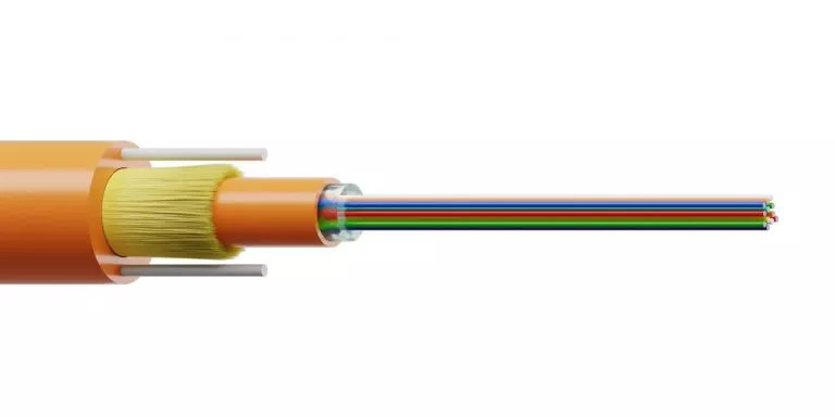 Cable de Acceso FTTH Enterrado Directo Fibrain 12 Fibras 50/125 µm OM2 Color Naranja con Resistencia a Aplastamiento de 4.0 kN