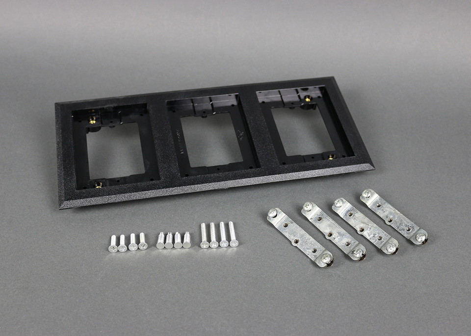 Marco de 3 Gangs No Metálico Color Negro