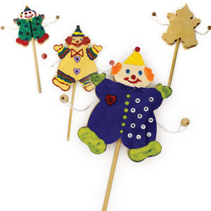 Purim craft Clown Gragger in Green