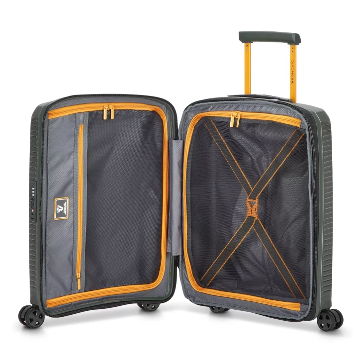 Roncato ARCADE Cabin Expandable Spinner - inside