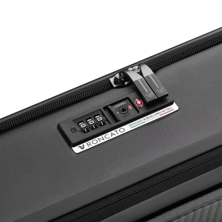Roncato FLORENCE Set Expandable Spinners - tsa lock