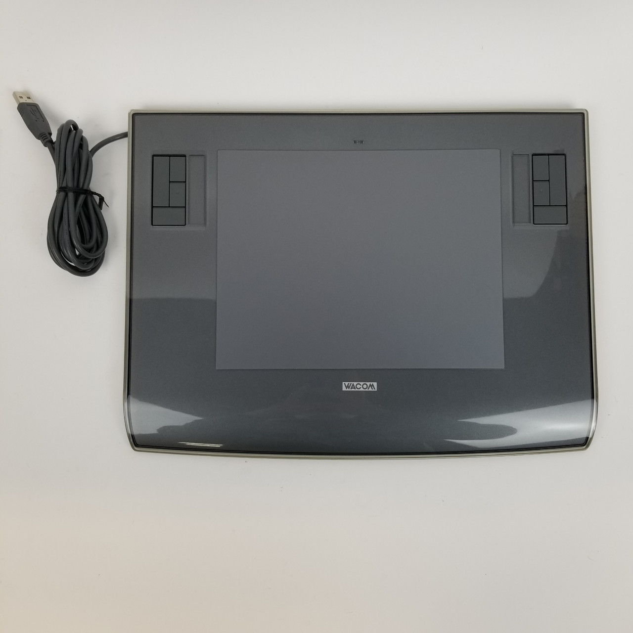 Wacom Intuos 3 6x8 Drawing Tablet | Grade B