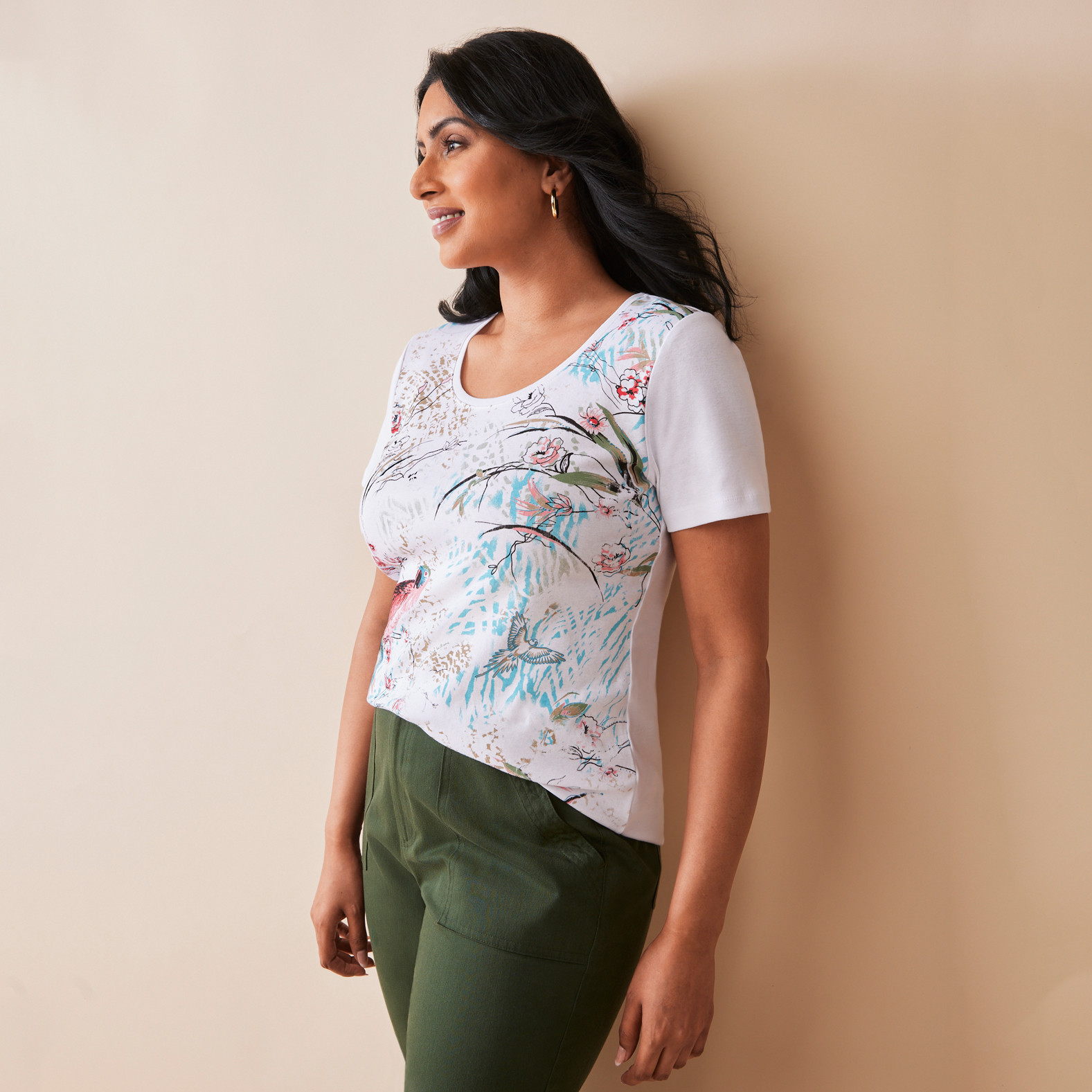 Everyday Fit Pastel Birds Tee Tucked