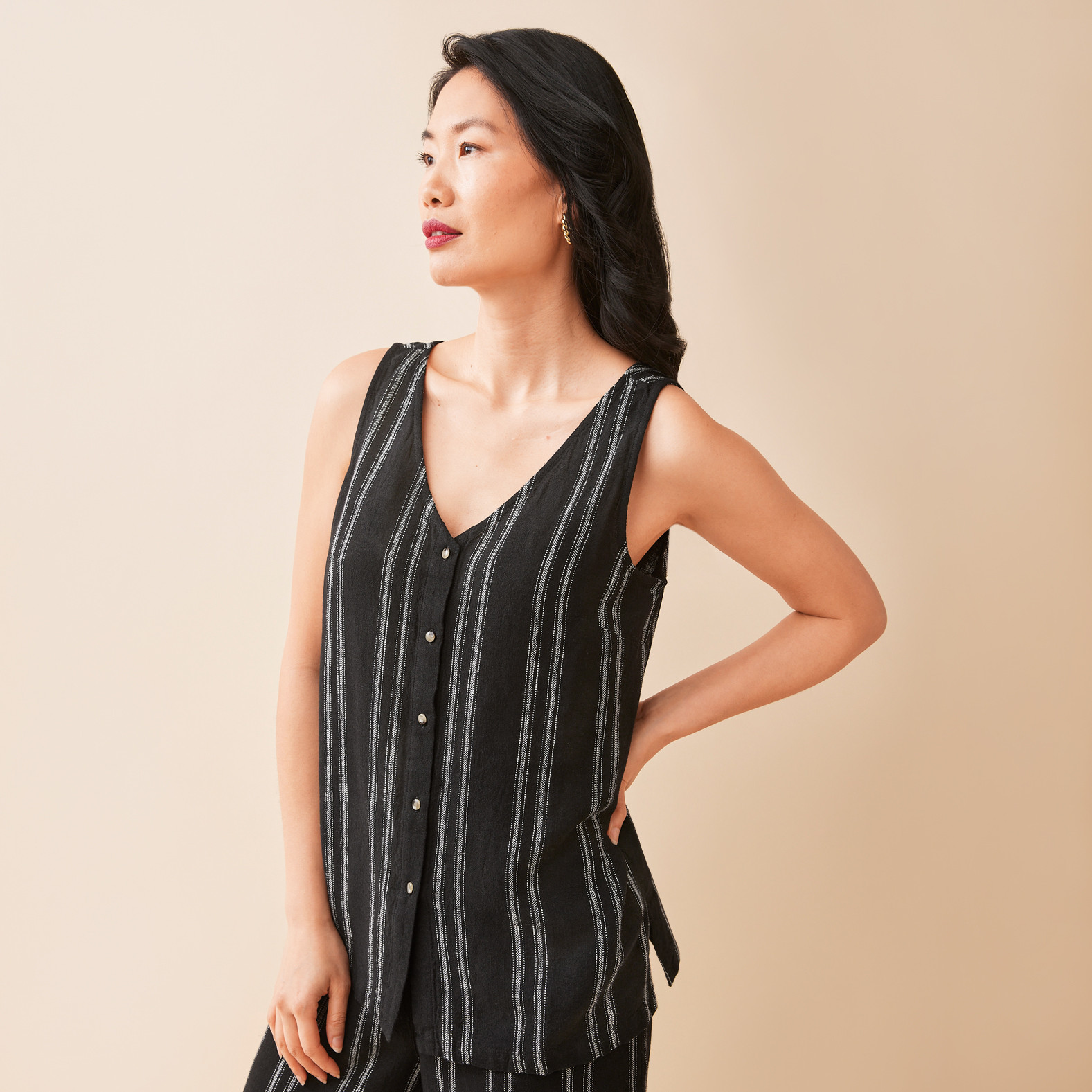 Linen V-Neck Tank