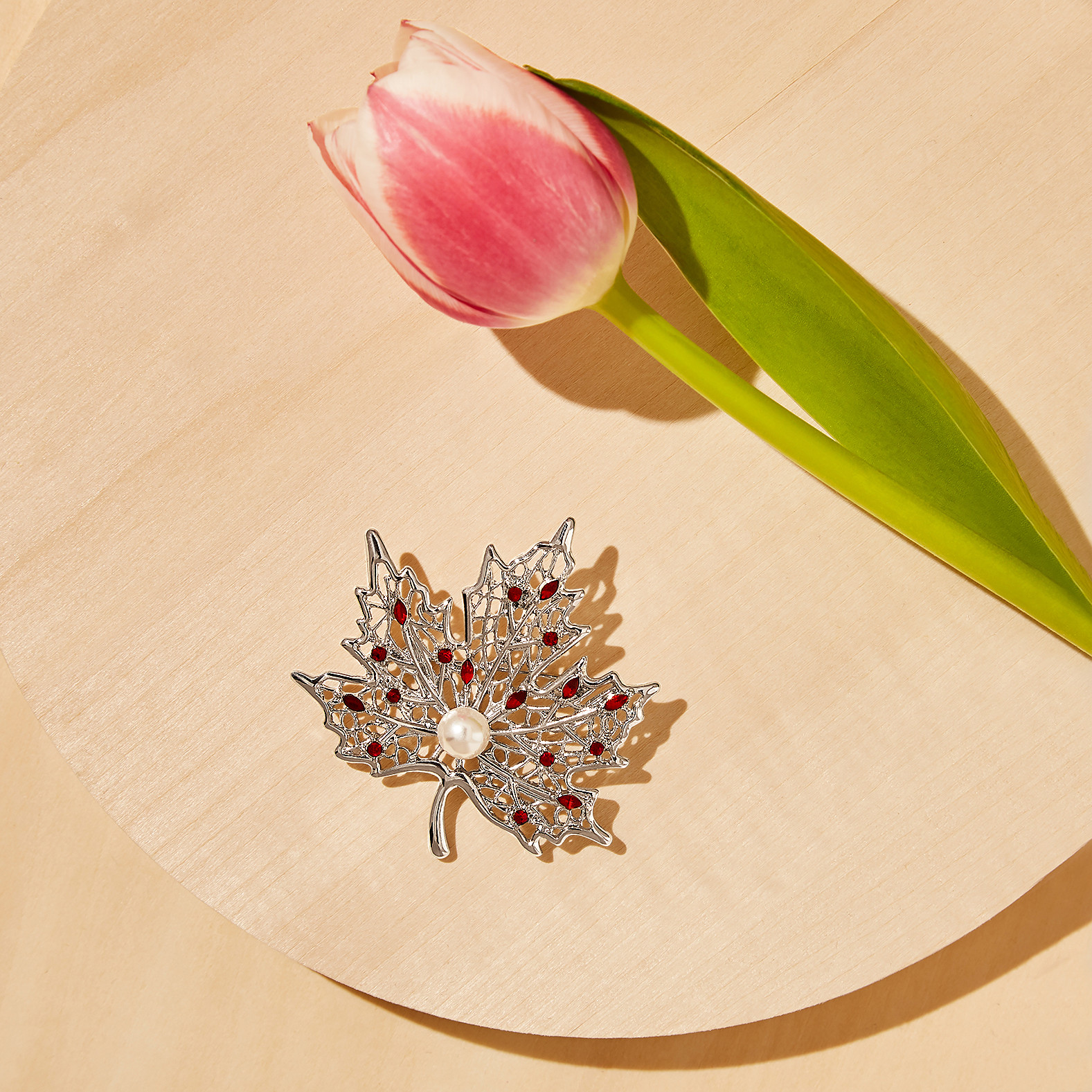 Canada Day Filigree Leaf Pin