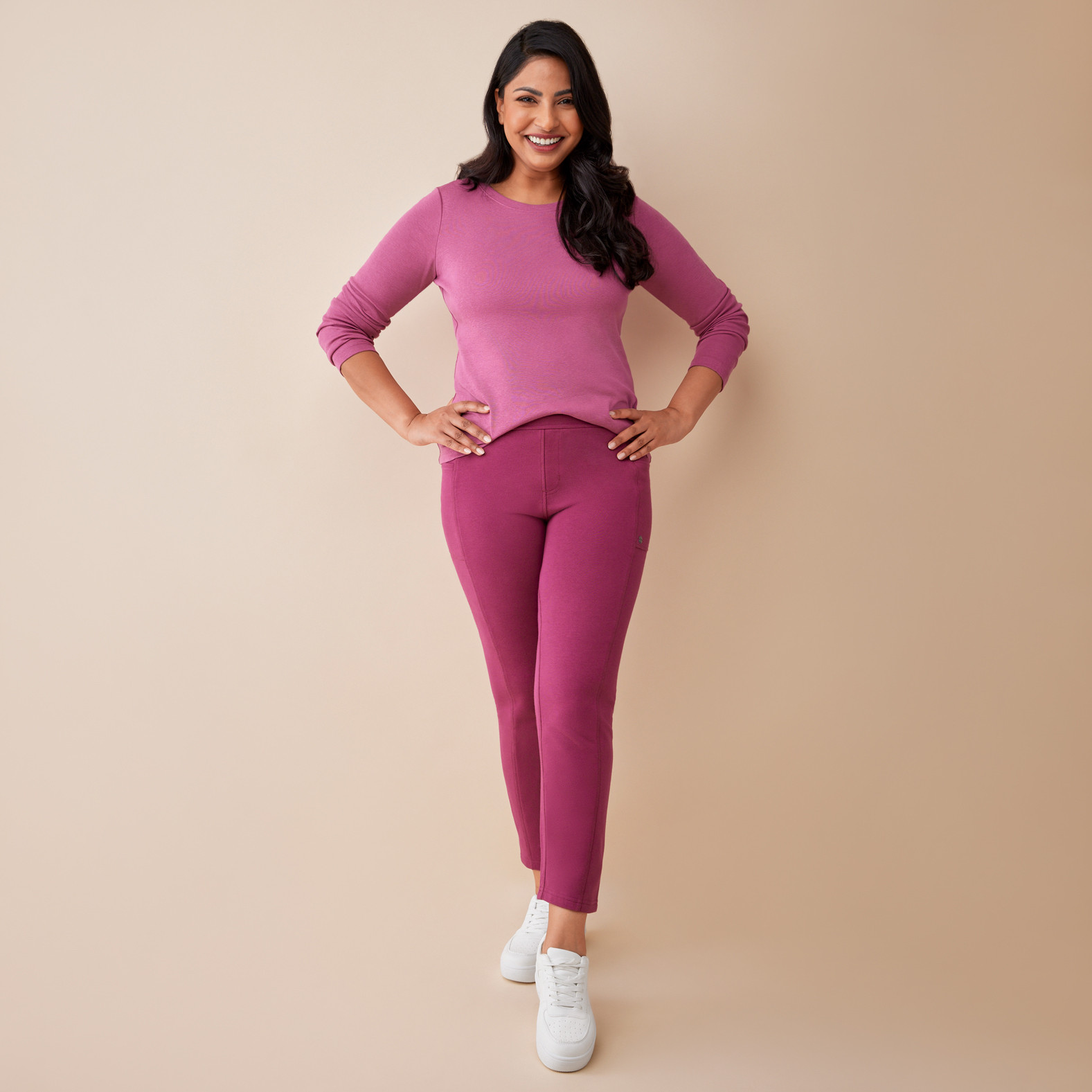 Everyday Active Knit Pant Frozen Wine Purple on Petite Model