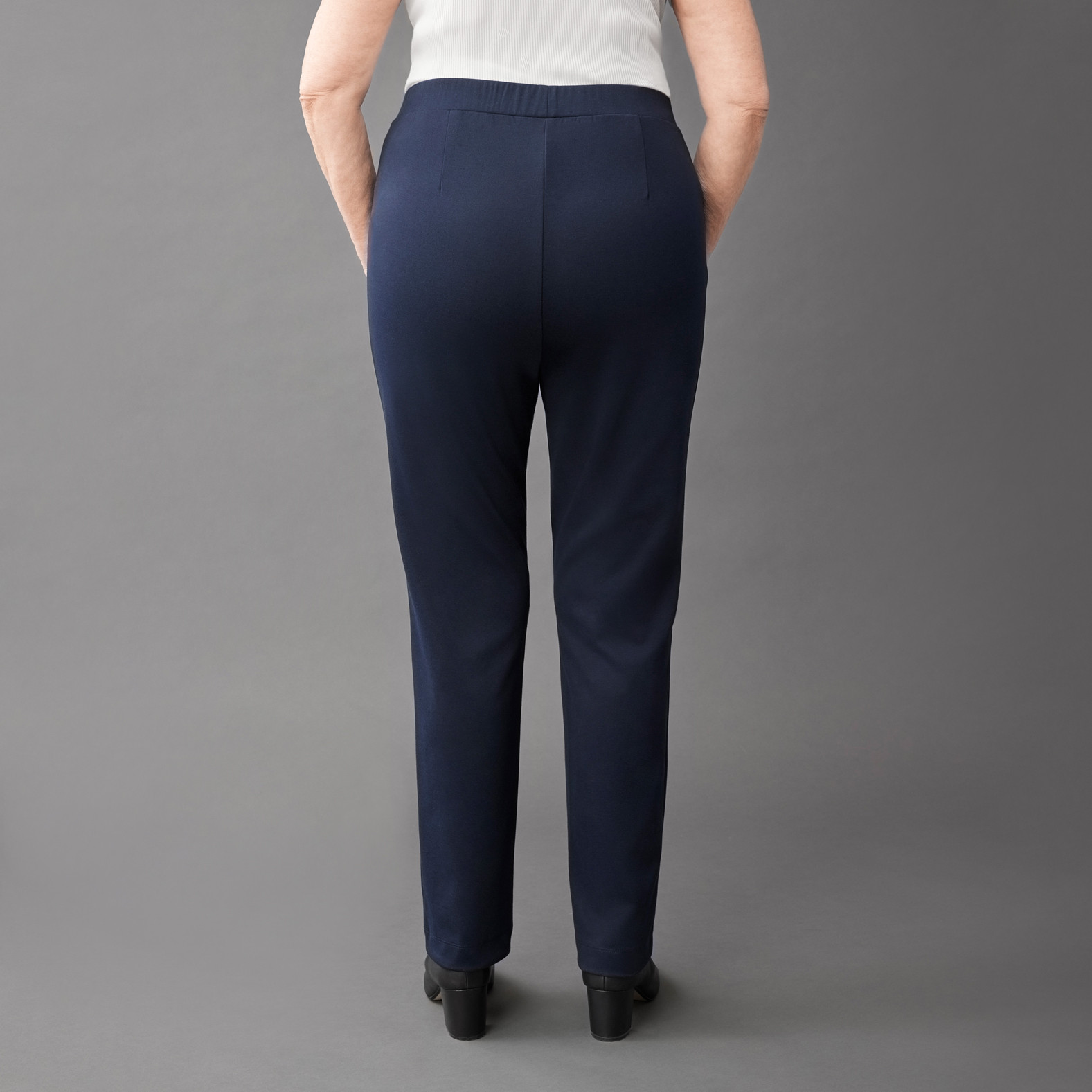 Knit Pull pant back view
