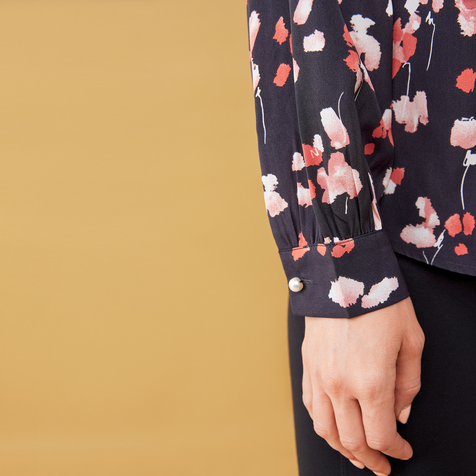 Women`s Floral Print Cuff Sleeve Shirt - Sleeve